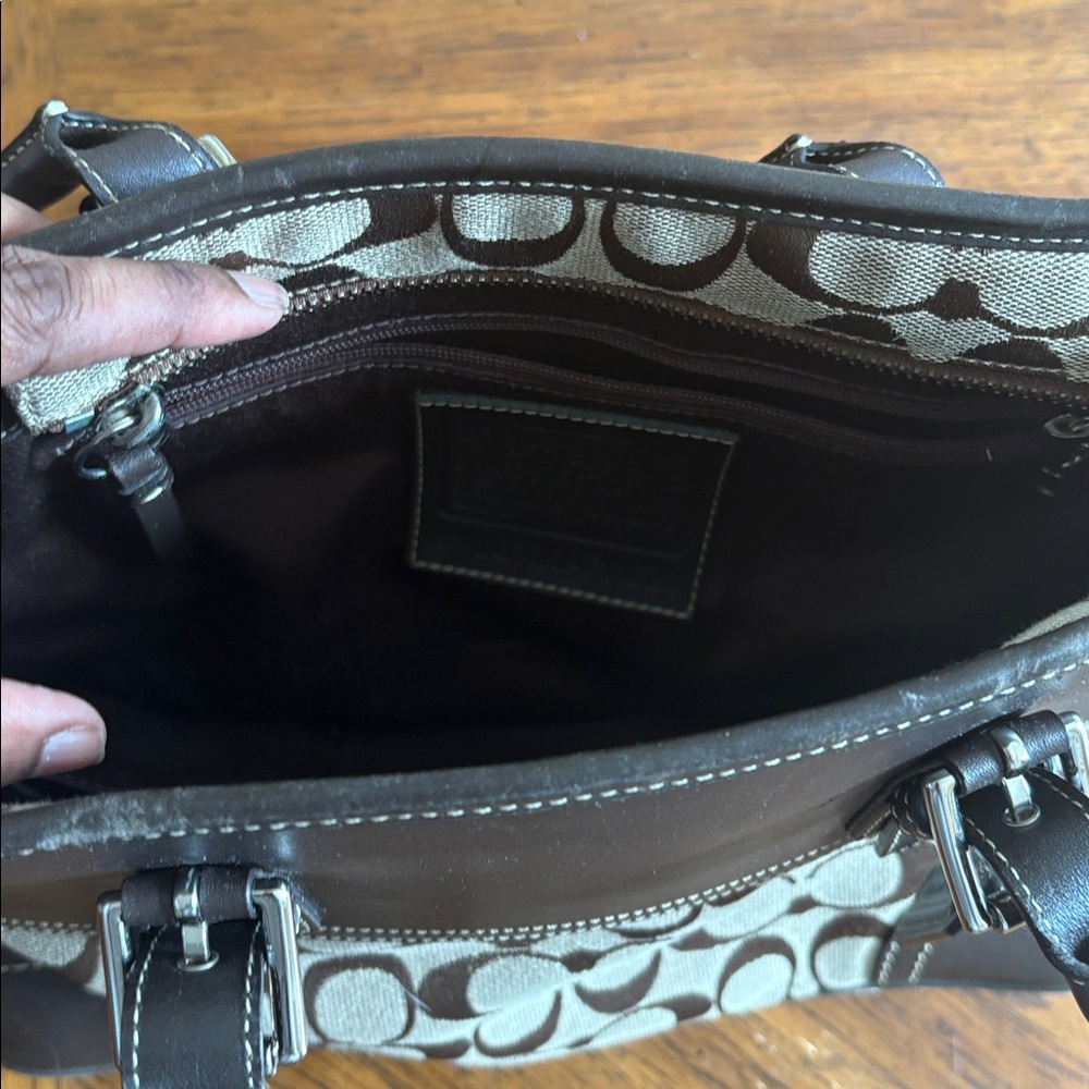 Coach Dark Brown/Beige Signature Canvas and Leather Hampton Tote - Picture 5 of 8